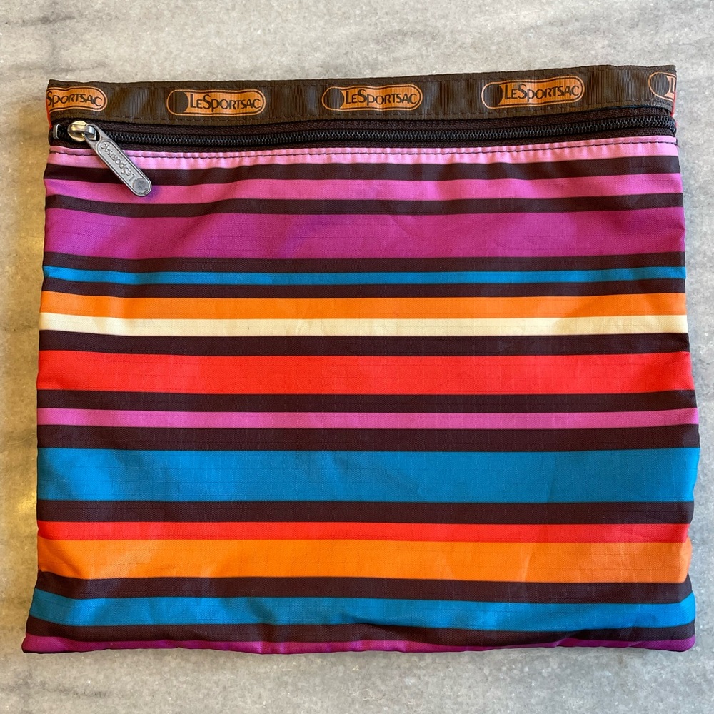 LeSportsac Nylon Makeup Bag *** MUST SEE **